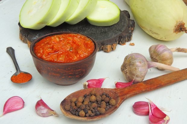 Ajika from zucchini with tomatoes and pepper for the winter Ajika from zucchini with tomatoes and pepper for the winter