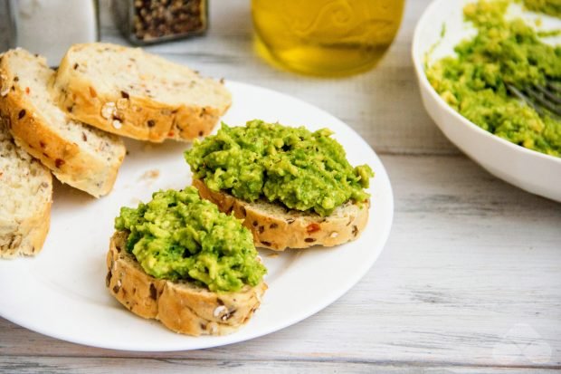 Avocado paste for sandwiches Avocado paste for sandwiches