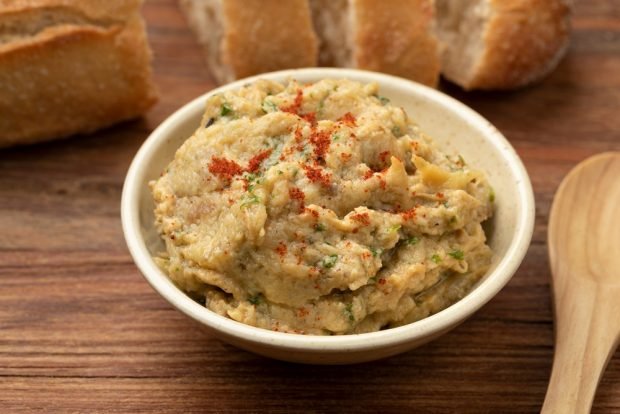 Babaganush with onions and herbs Babaganush with onions and herbs
