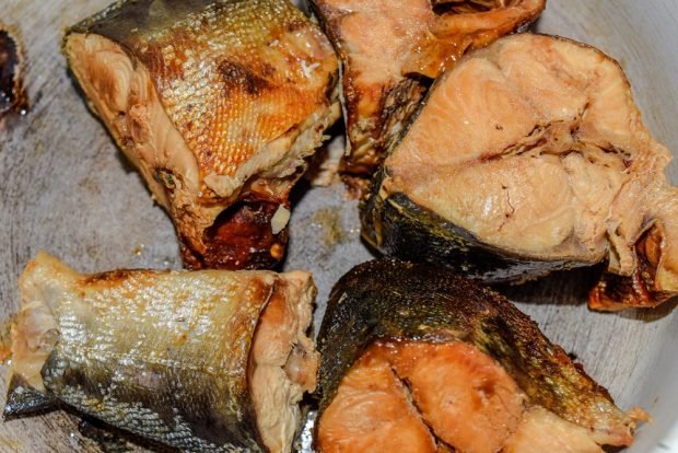Baked by slices of pink salmon Baked by slices of pink salmon