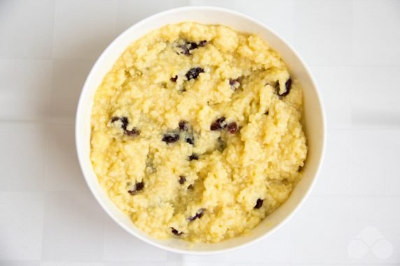 Bass with raisins - recipe photo, step 3