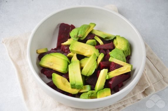 Beetroot and avocado salad - recipe photo, step 2