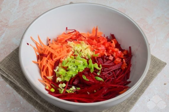 Beetroot Korean salad - recipe photo, step 2