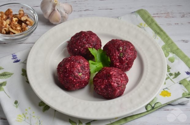 Beetroot Phali