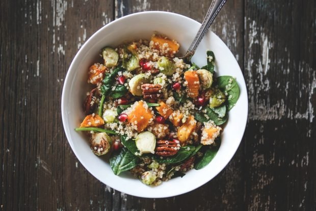 Brussels cabbage salad, pumpkin and nuts Brussels cabbage salad, pumpkin and nuts