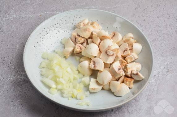 Buckwheat porridge with champignons - recipe photo, step 1