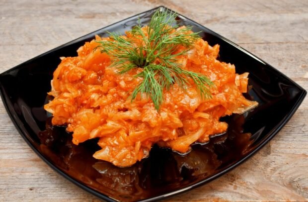 Cabbage stewed with tomato paste Cabbage stewed with tomato paste