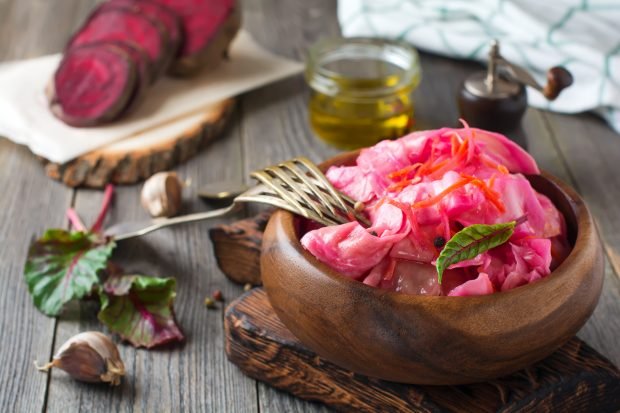 Cabbage with beets for the winter Cabbage with beets for the winter