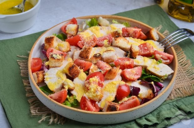 Caesar salad with chicken Caesar salad with chicken