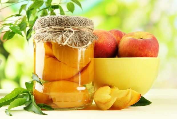 Canned peaches Canned peaches