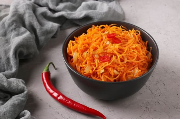Carrots in Korean with onions and sharp pepper Carrots in Korean with onions and sharp pepper