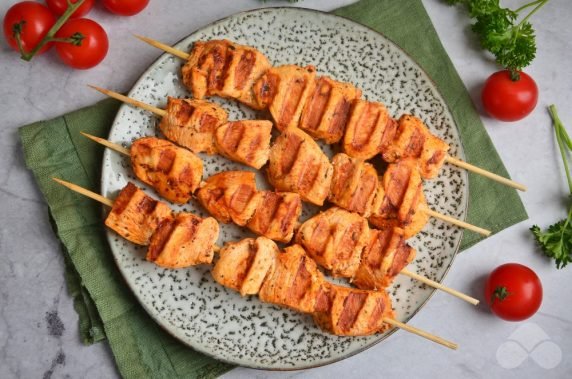 Chicken kebabs in Greek on the grill - recipe photo, step 6