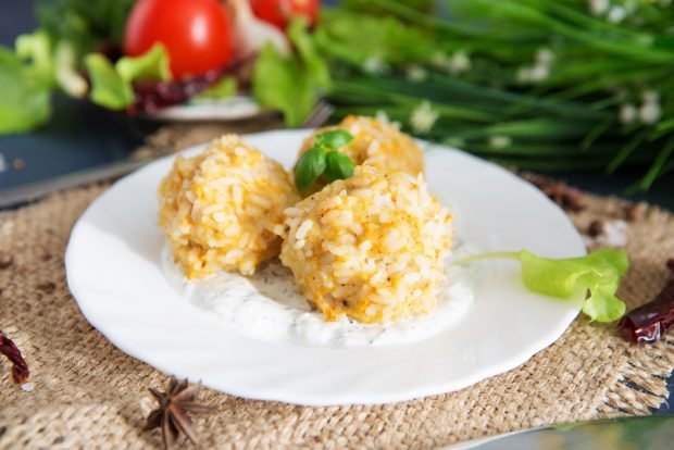 Chicken meatballs with rice Chicken meatballs with rice