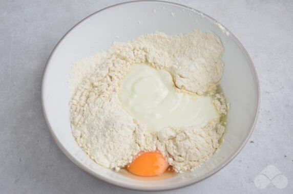 Chicken pancakes on yogurt - recipe photo, step 2