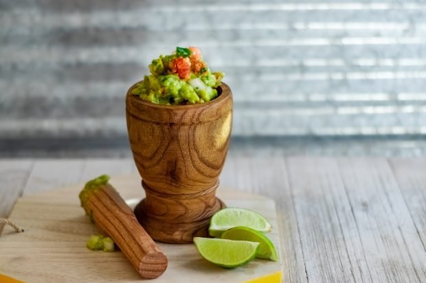 Classic Mexican Guacamole Classic Mexican Guacamole