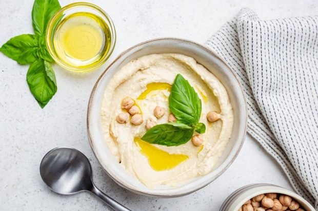 Cream humus with tahini Cream humus with tahini