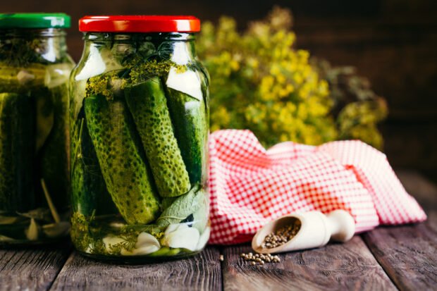 Crispy canned cucumbers for the winter Crispy canned cucumbers for the winter