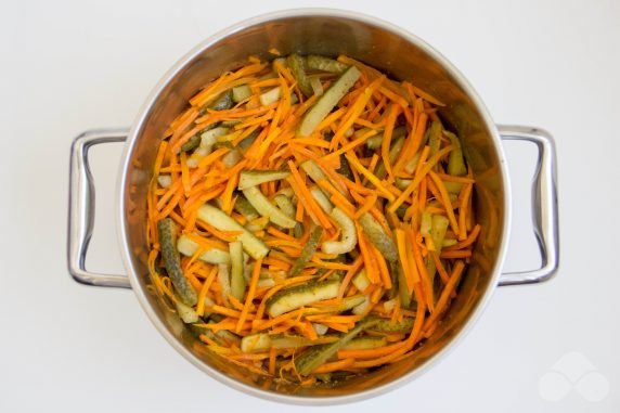 Cucumbers in Korean for the winter without sterilization - recipe photo, step 5