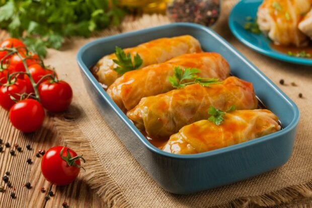 Dietary cabbage rolls with rice and mushrooms Dietary cabbage rolls with rice and mushrooms
