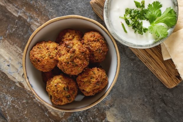 Falafel from lentils Falafel from lentils