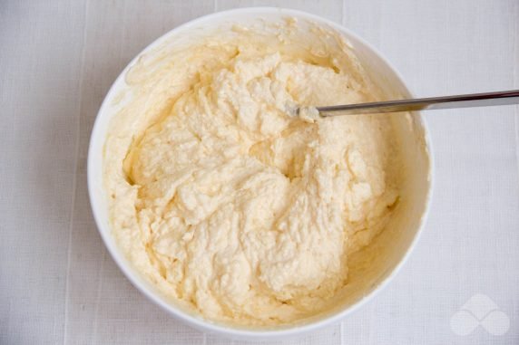 Fast cottage cheese casserole - recipe photo, step 2