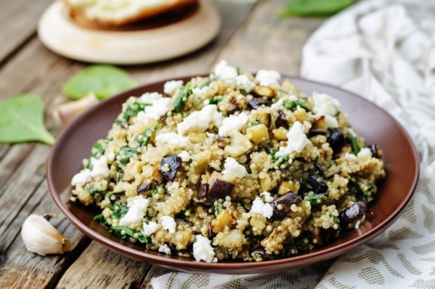 Film salad, fried eggplant and Feta Film salad, fried eggplant and Feta