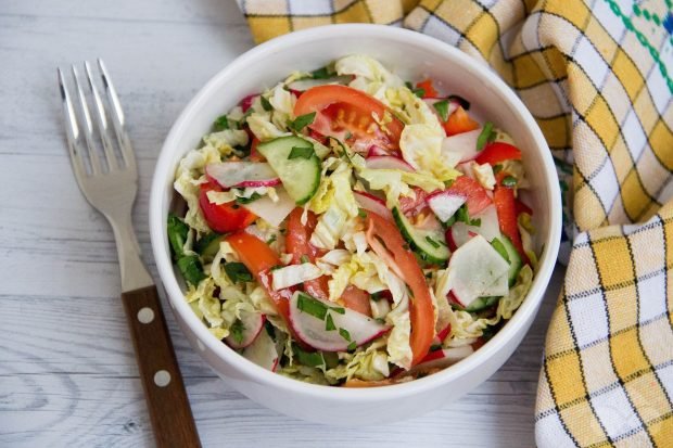 Fresh salad with Beijing cabbage and radish