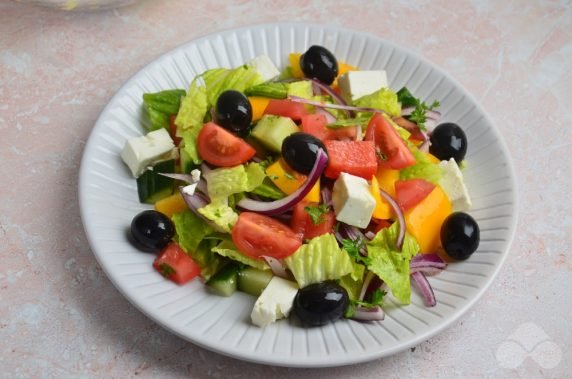 Greek salad with brass and herbs - recipe photo, step 3