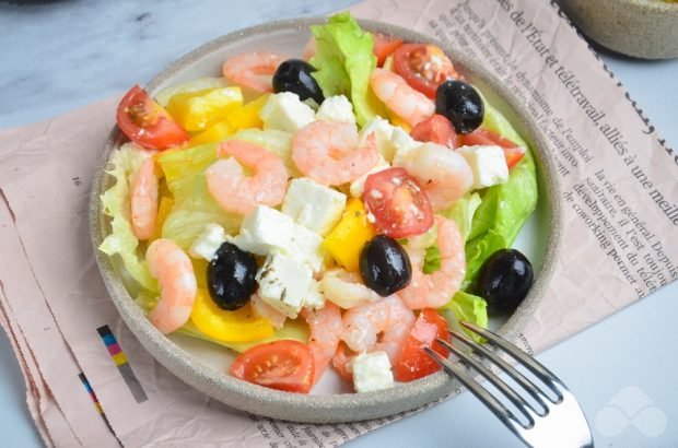Greek salad with shrimp Greek salad with shrimp