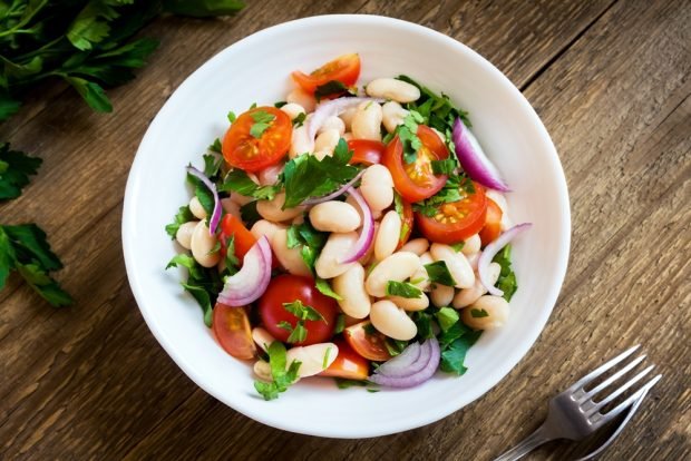 Homemade salad with vegetables and beans Homemade salad with vegetables and beans