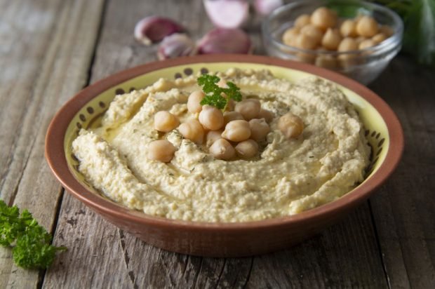 Humus in Hebrew