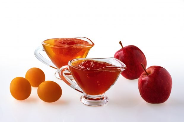 Jam from apples and drain Jam from apples and drain