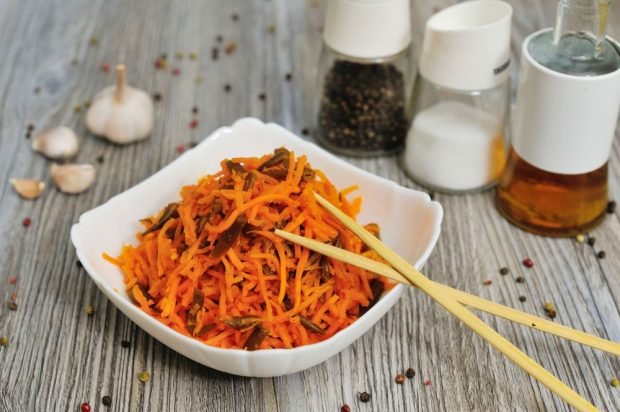 Korean carrots with sea cabbage Korean carrots with sea cabbage