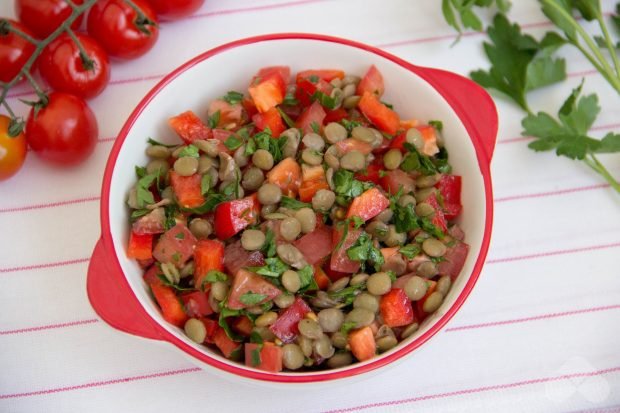 Lentil salad with tomatoes Lentil salad with tomatoes