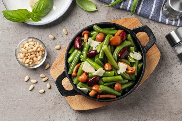 Mushroom salad and beans Mushroom salad and beans