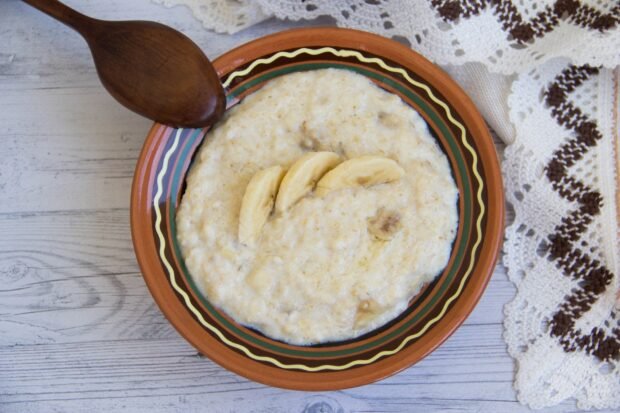 Oatmeal with banana Oatmeal with banana