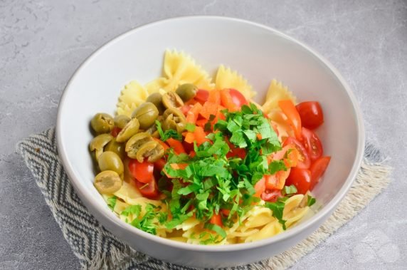 Paste salad, vegetables and olives - recipe photo, step 3