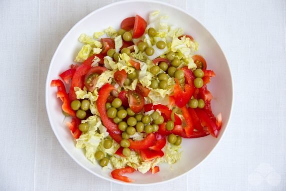 Peking cabbage salad and canned peas - recipe photo, step 2