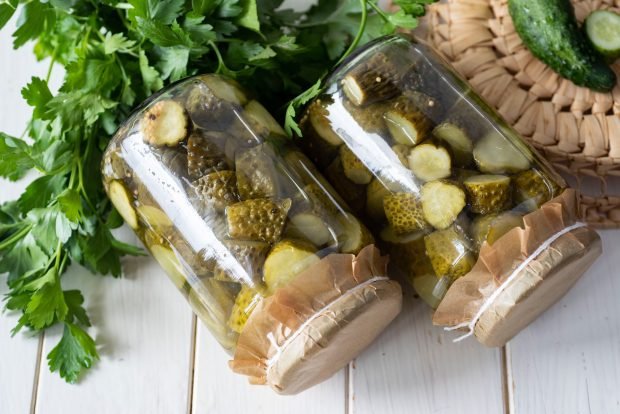 Pickled chopped cucumbers in Finnish for the winter Pickled chopped cucumbers in Finnish for the winter