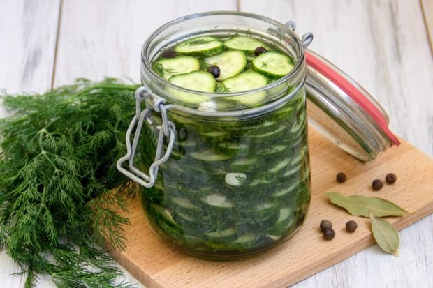 Pickled cucumbers with circles
