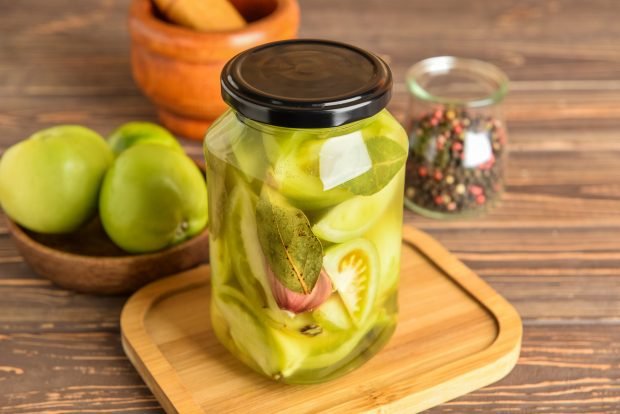 Pickled green tomatoes for the winter Pickled green tomatoes for the winter