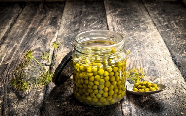 Pickled peas for the winter Pickled peas for the winter