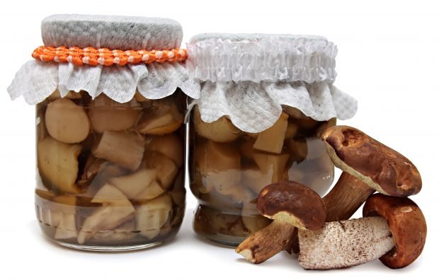 Pickled Polish mushrooms for the winter Pickled Polish mushrooms for the winter