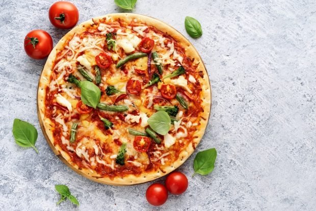 Pizza with broccoli and patch beans