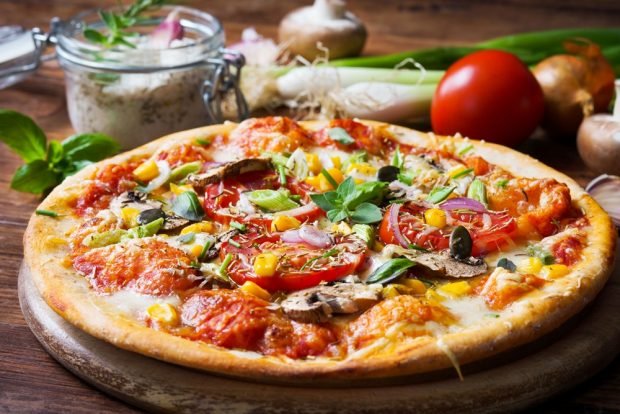 Pizza with corn Pizza with corn