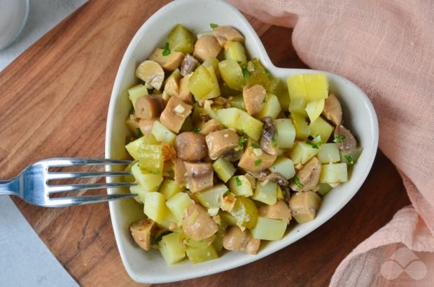 Potato salad with mushrooms Potato salad with mushrooms