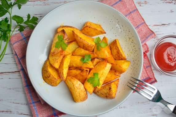 Potatoes in a nervous with spices and onion powder - recipe photo, step 6