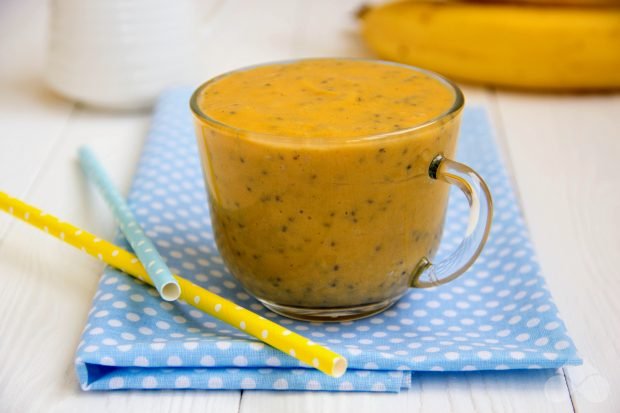 Pumpkin smoothie with chia seeds Pumpkin smoothie with chia seeds