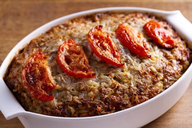 Rice casserole with cabbage and tomatoes Rice casserole with cabbage and tomatoes