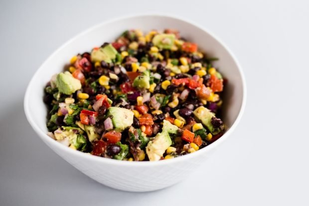Salad with beans and avocado Salad with beans and avocado